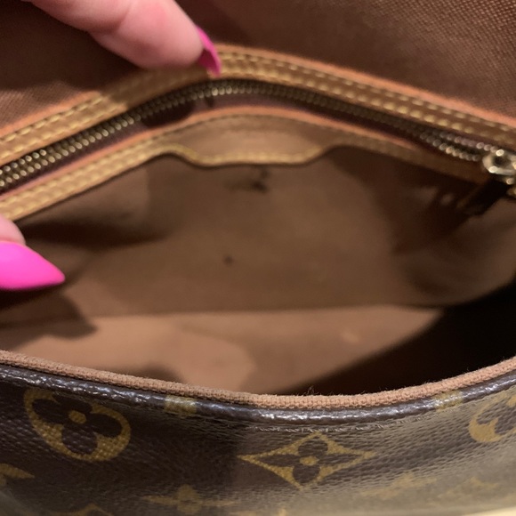 louis vuitton bag - Picture 3 of 9